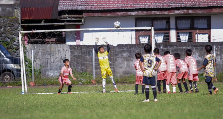Ajang Tomohon Warriors FC Future Star Cup 2026 menjadi salah satu wadah penting dalam pembinaan sepak bola usia dini di Sulawesi Utara