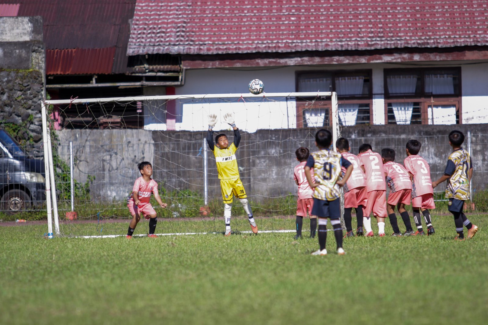 Ajang Tomohon Warriors FC Future Star Cup 2026 menjadi salah satu wadah penting dalam pembinaan sepak bola usia dini di Sulawesi Utara